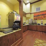 Tryp By Wyndham Savannah 